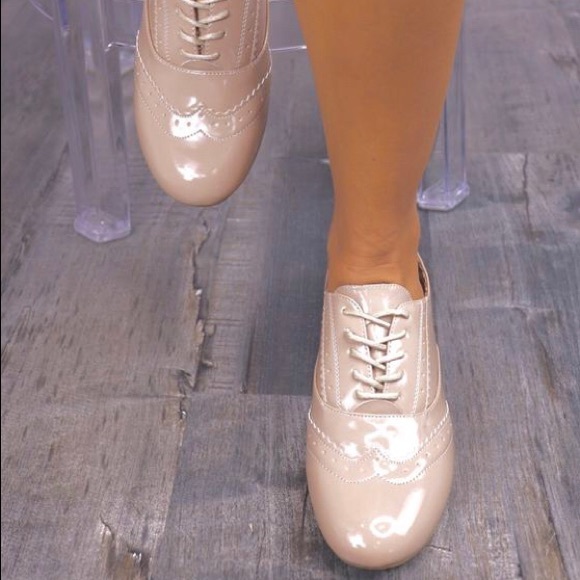 💖New Comfy Cute Nude Oxford💖 - Picture 2 of 2